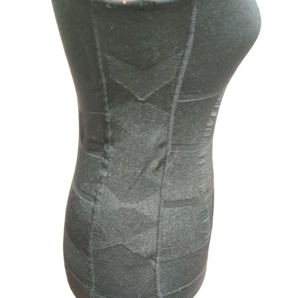 Black M Shaping Tank Top Moderate Compression Ribbed Control Layer Sleeveless - Picture 13 of 13